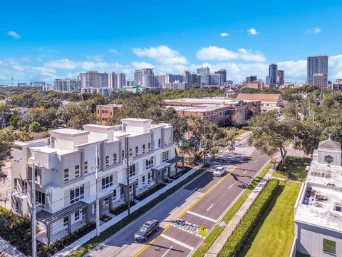 1002 E ROBINSON STREET ORLANDO FL 32801