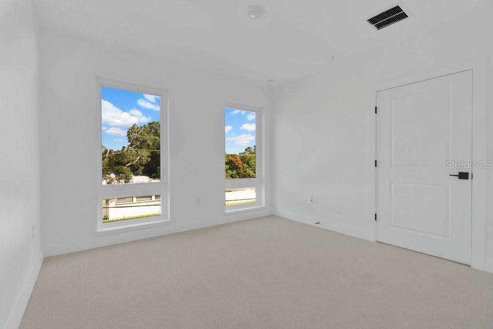 VILASA THORNTON PARK - Residential