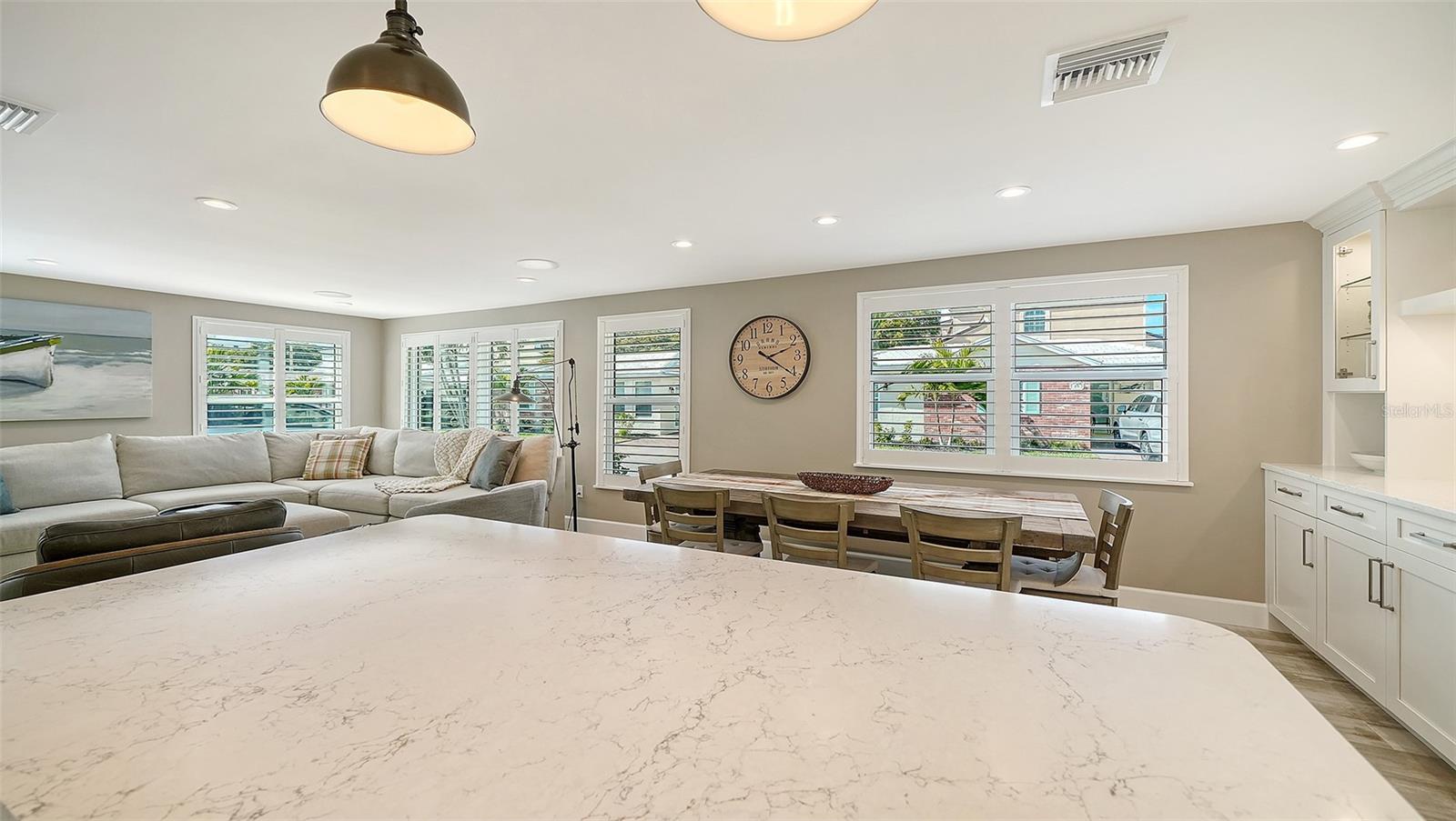 HORIZONS WEST - Residential