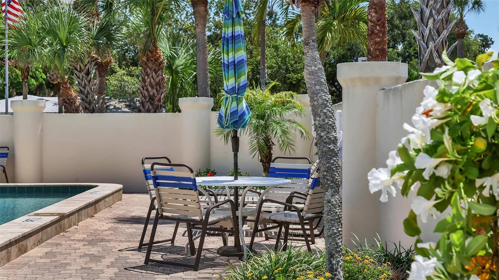 HORIZONS WEST - Residential