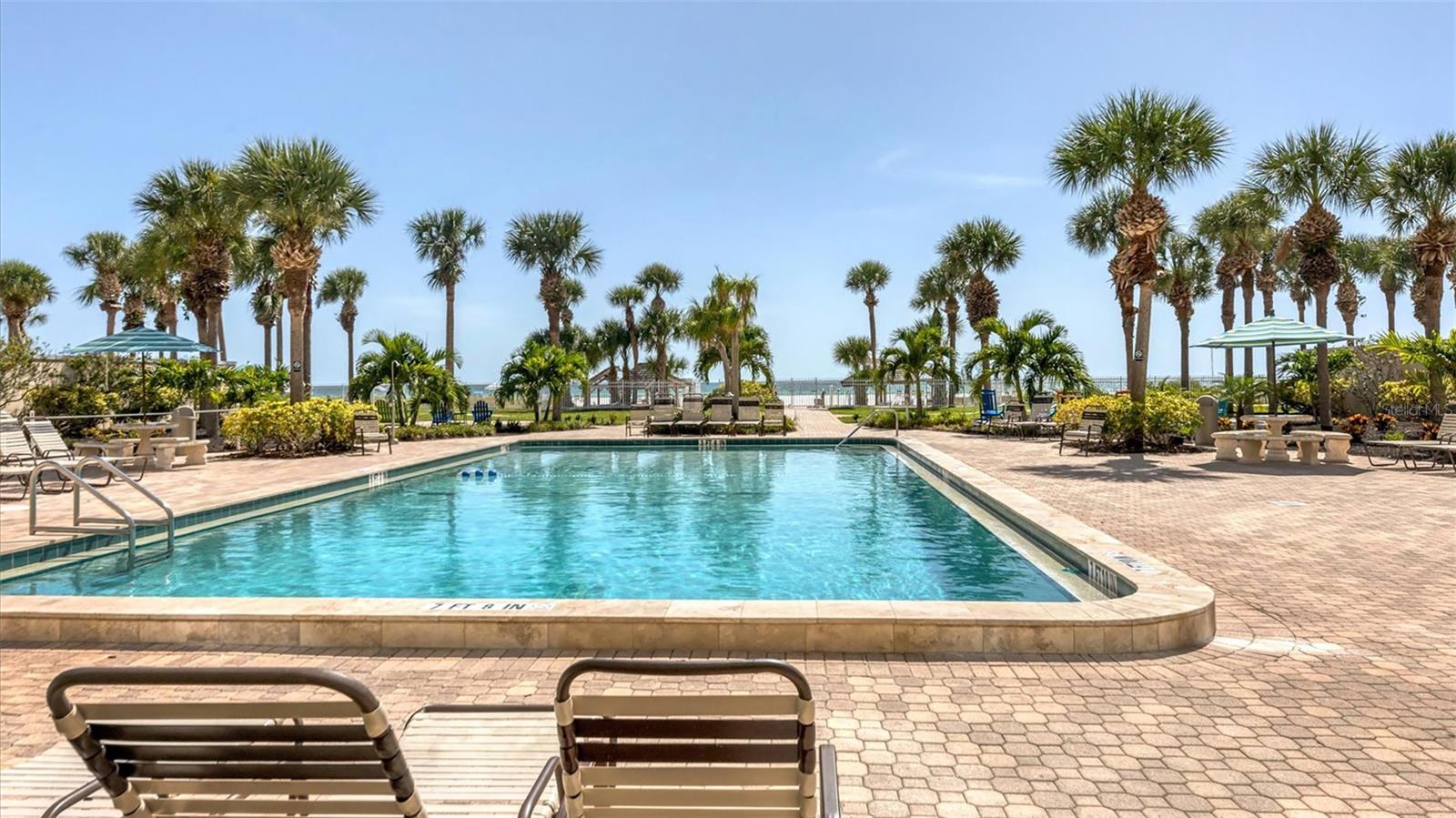 HORIZONS WEST - Residential