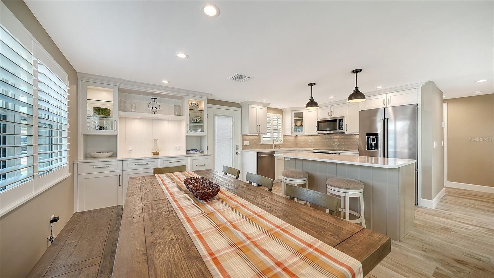 HORIZONS WEST - Residential