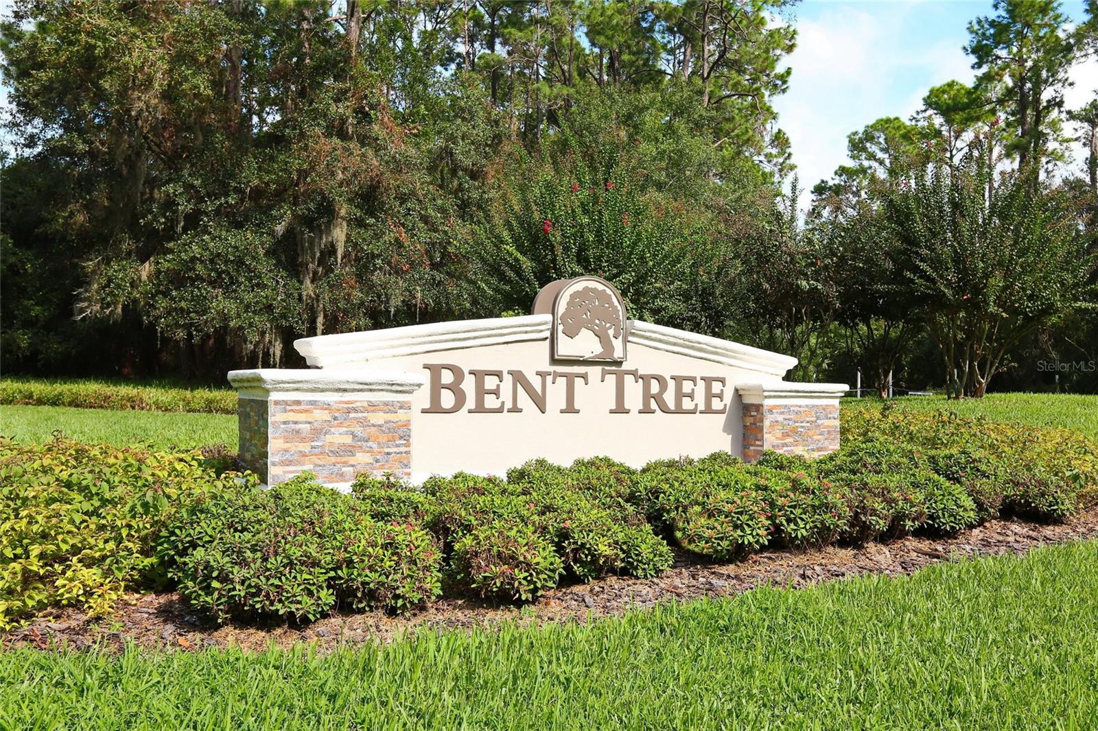 HAMMOCKS IV, BENT TREE VILLAGE - Residential