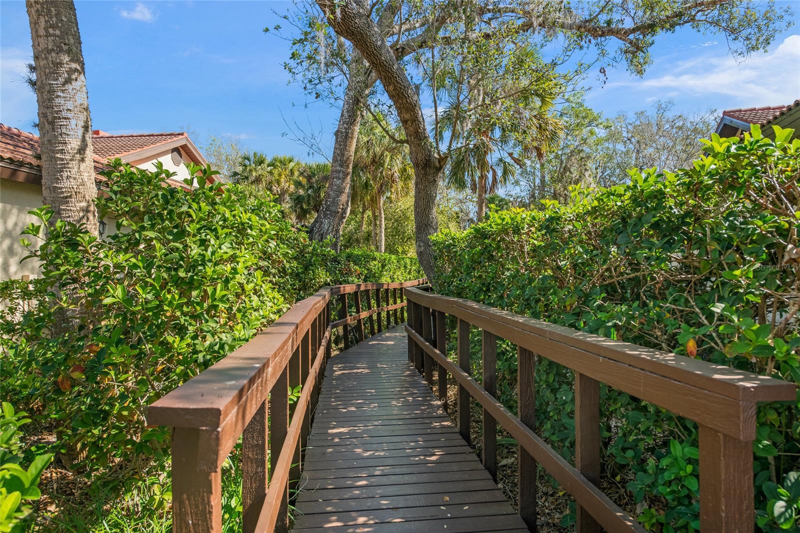 HAMMOCKS IV, BENT TREE VILLAGE - Residential