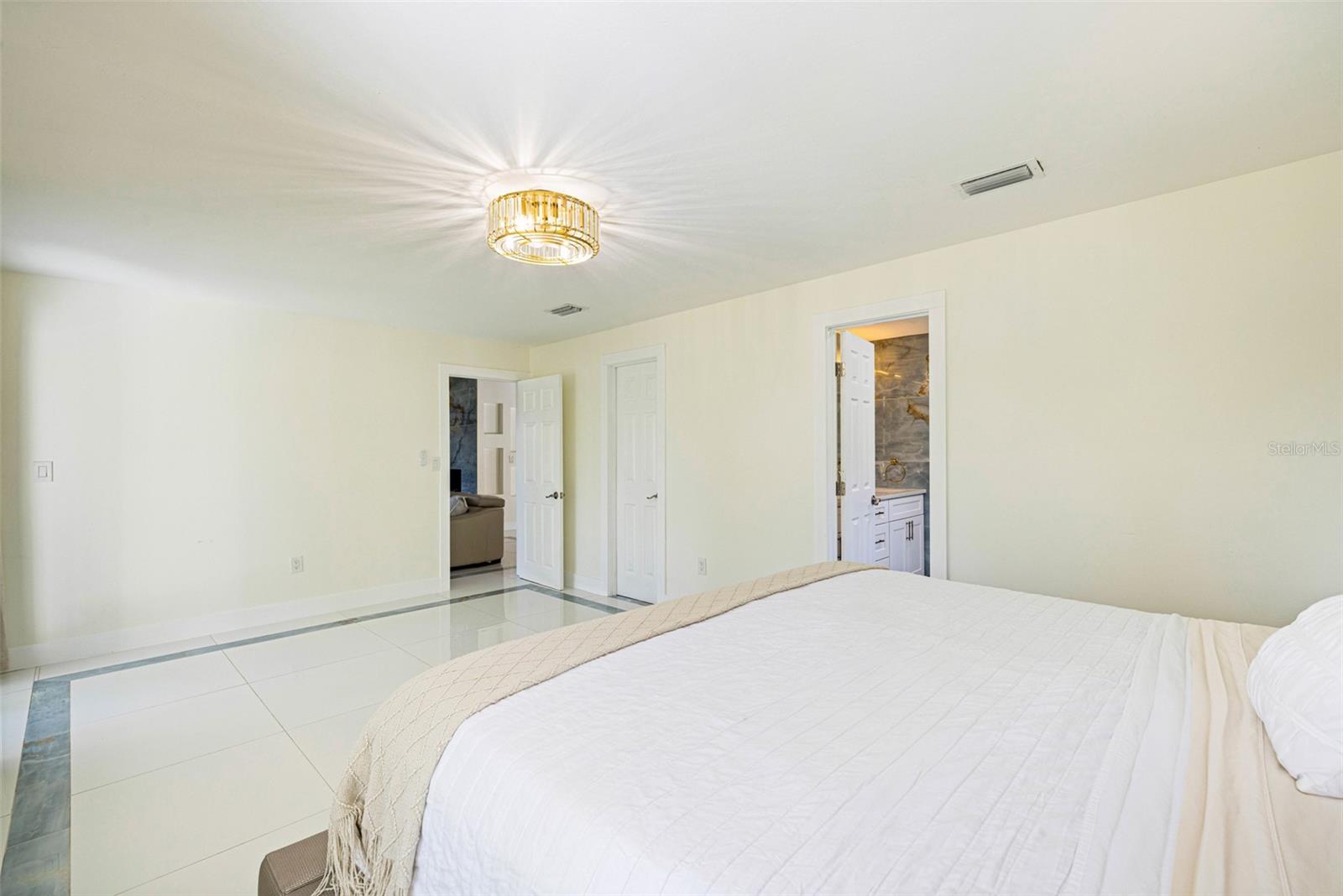 WHEELERS SUB - Residential