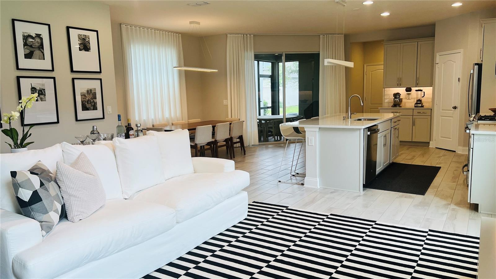 ENCORE AT OVATION-PH 3 - Residential