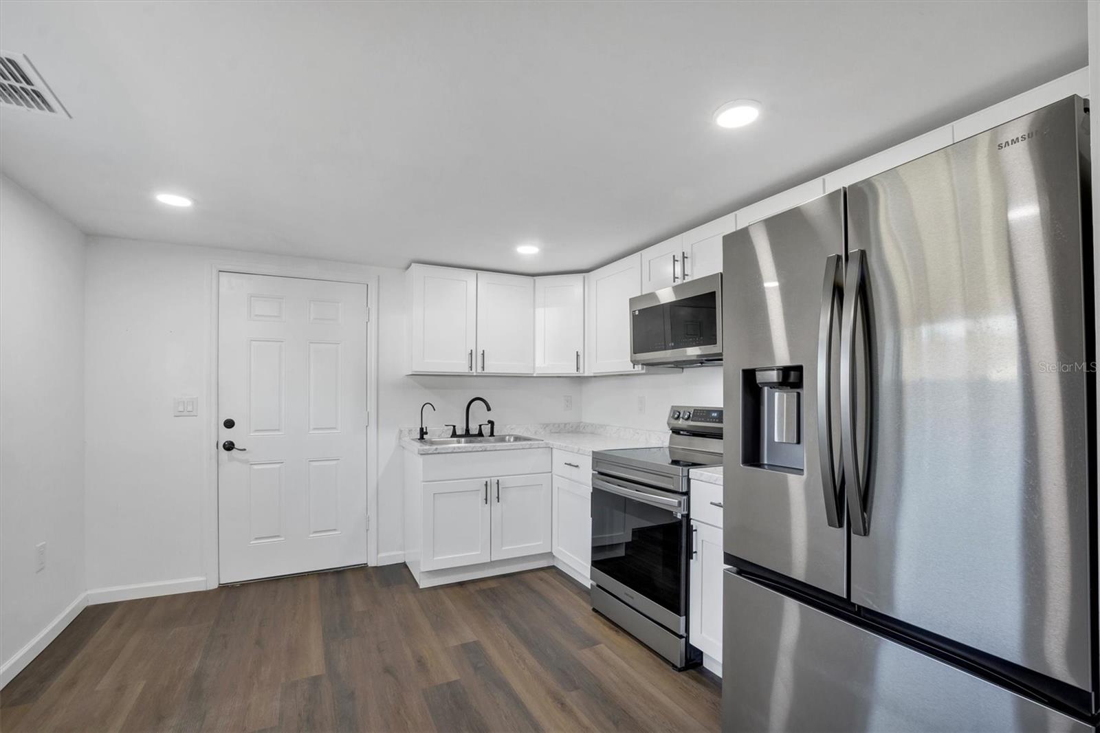 MILLER J T SUB - Residential