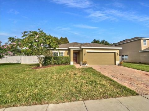 Photo of 196 Whispering Pines Way, Davenport, FL 33837 (MLS # O6327385)