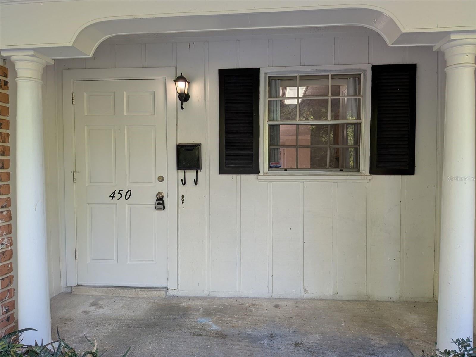 450 CHERRYWOOD GARDENS DR 450