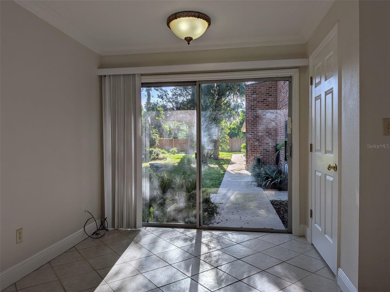 450 CHERRYWOOD GARDENS DR 450