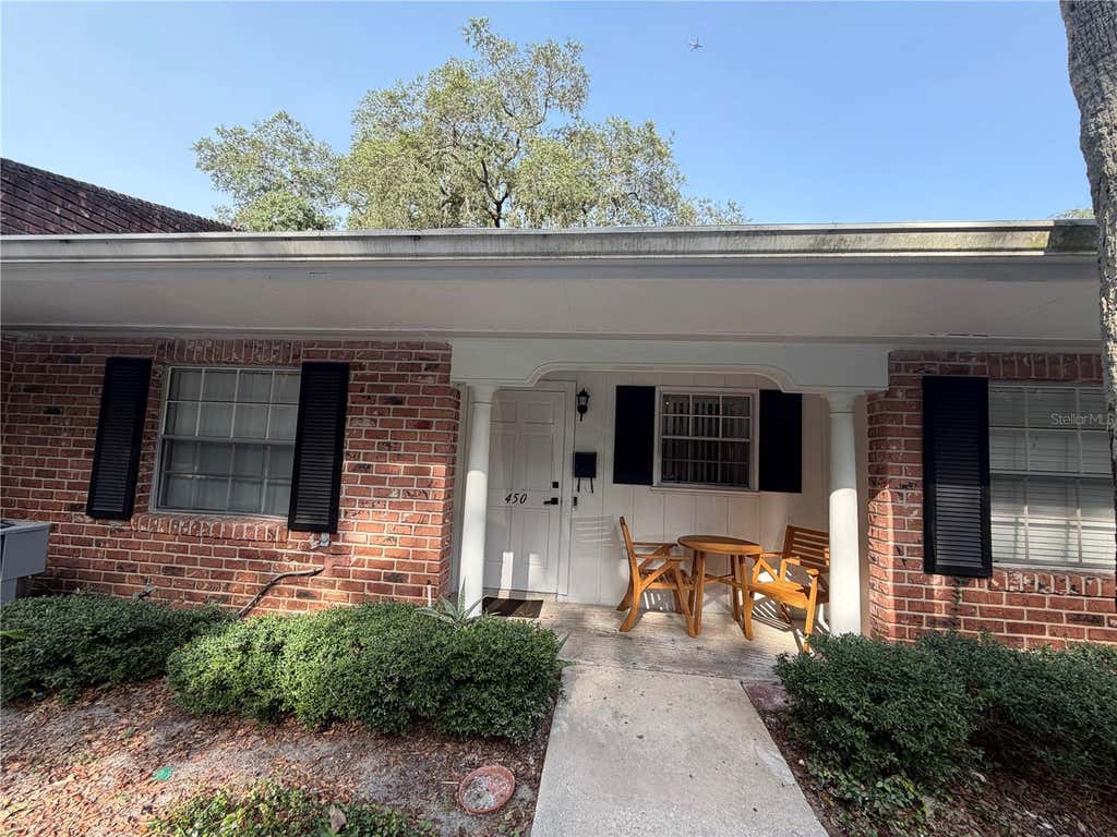 Photo of 450 Cherrywood Gardens Dr #450, Maitland, FL 32751 (MLS # O6428400)
