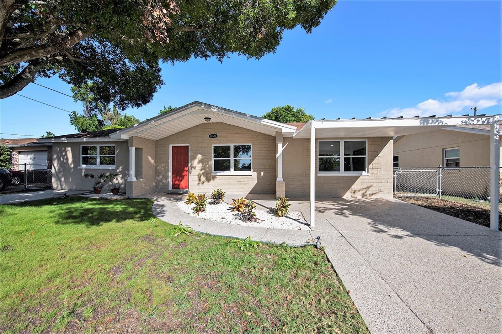 4520 IRIS DRIVE