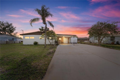 Photo of 6221 Florida Circle E, Apollo Beach, FL 33572 (MLS # TB8514123)