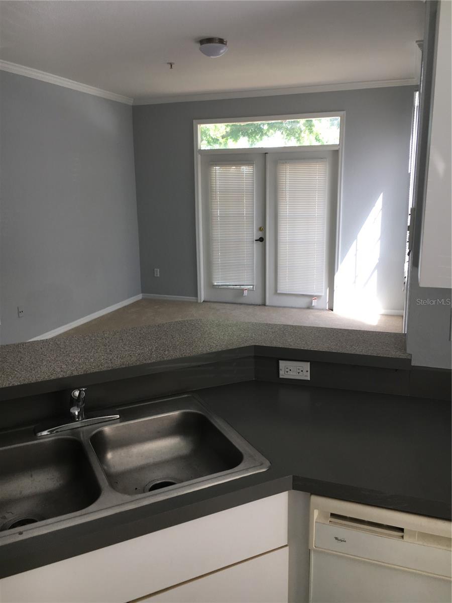 AZUR/METROWEST - Residential