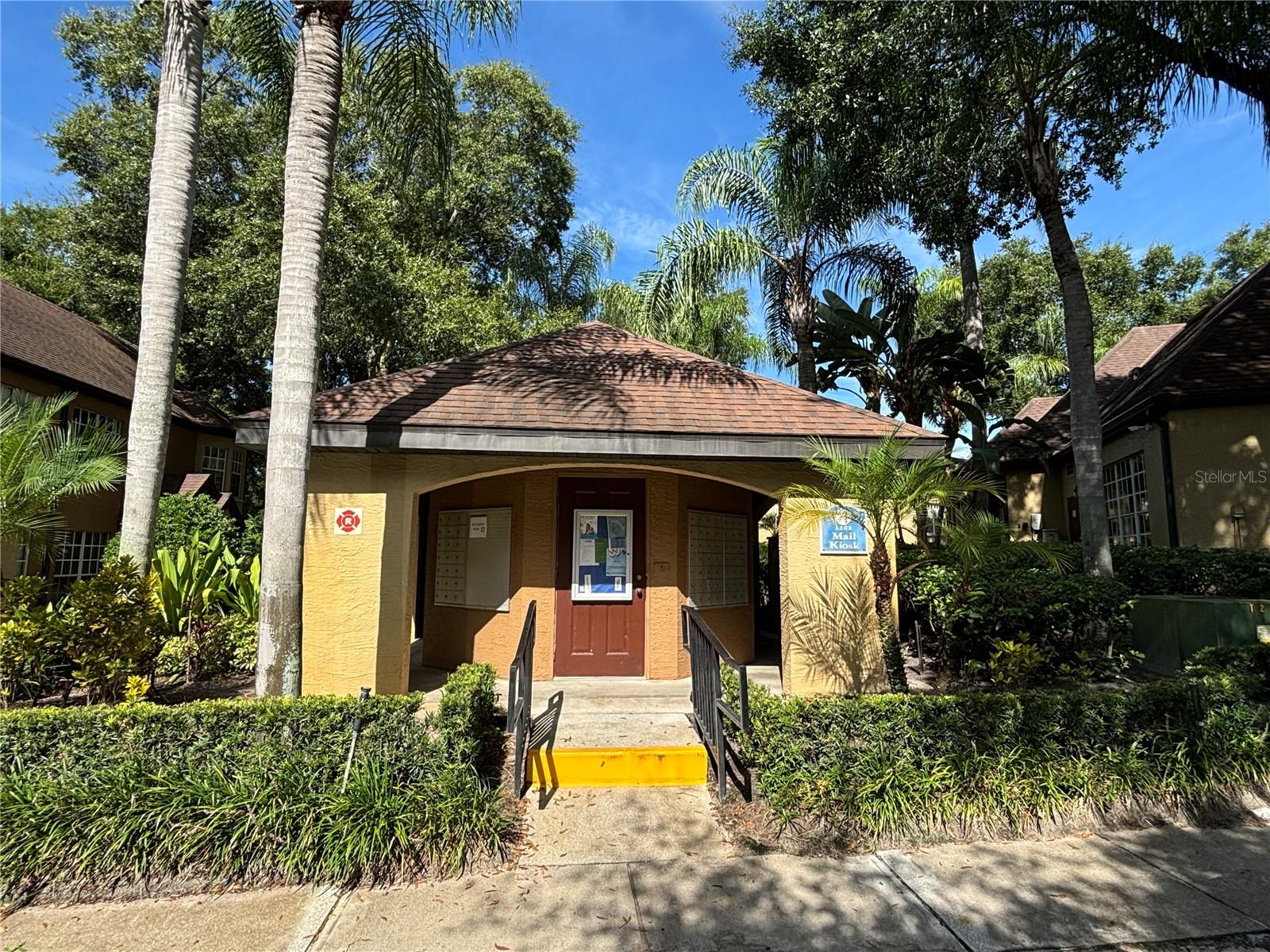 AZUR/METROWEST - Residential