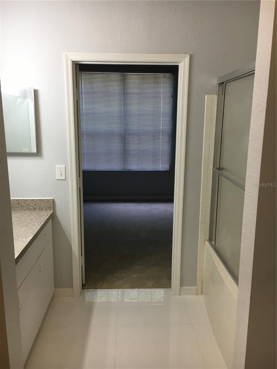 AZUR/METROWEST - Residential