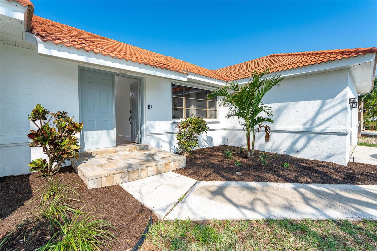 CAPE HAZE WINDWARD - Residential