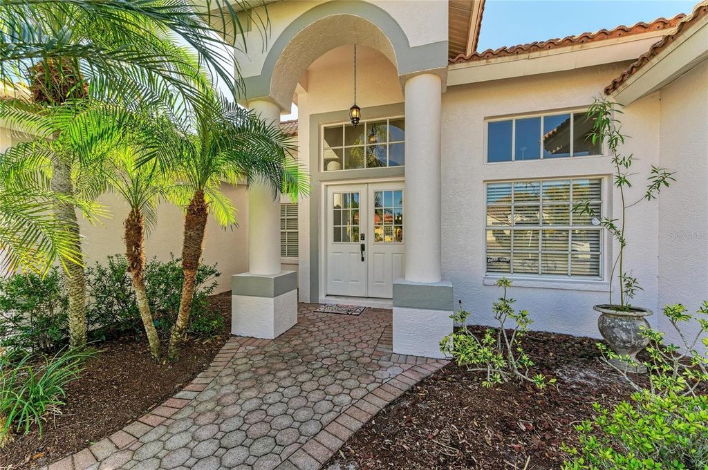 Photo of 7122 42nd Court E, Sarasota, FL 34243 (MLS # A4681448)