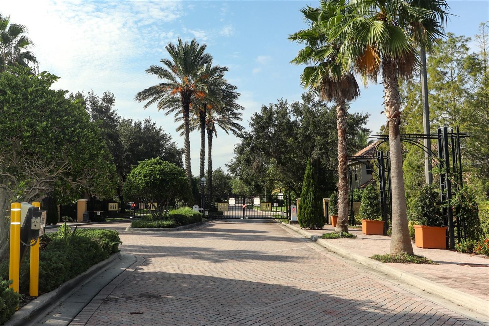 TOSCANA - Residential Lease