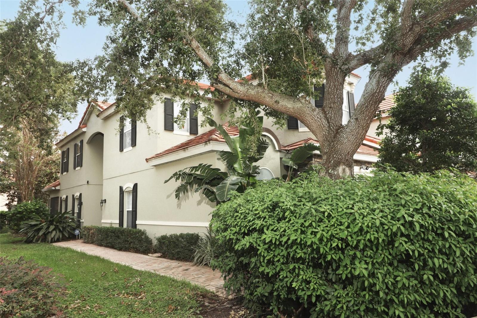 TOSCANA - Residential Lease