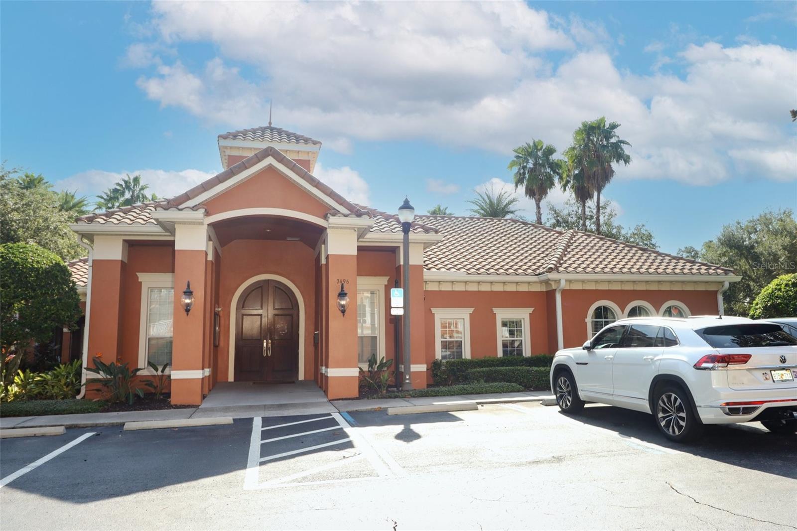 TOSCANA - Residential Lease