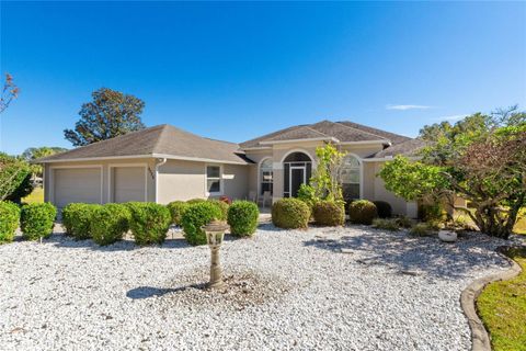 A home in LADY LAKE