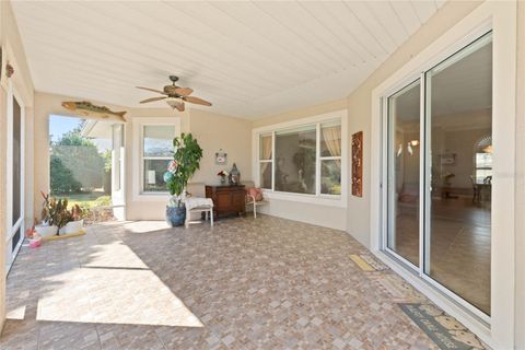 A home in LADY LAKE