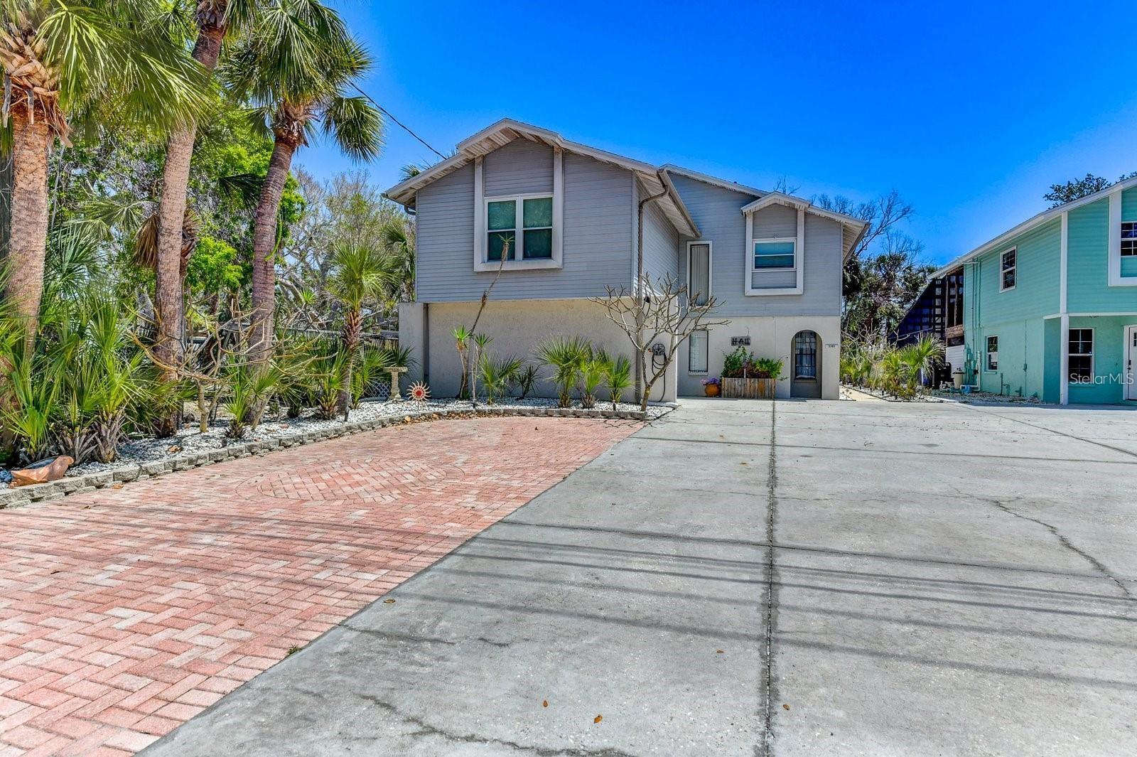 SARASOTA BEACH - Residential