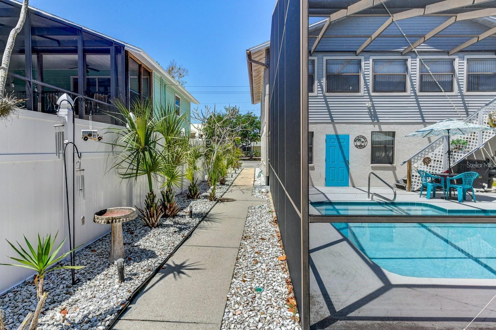 SARASOTA BEACH - Residential