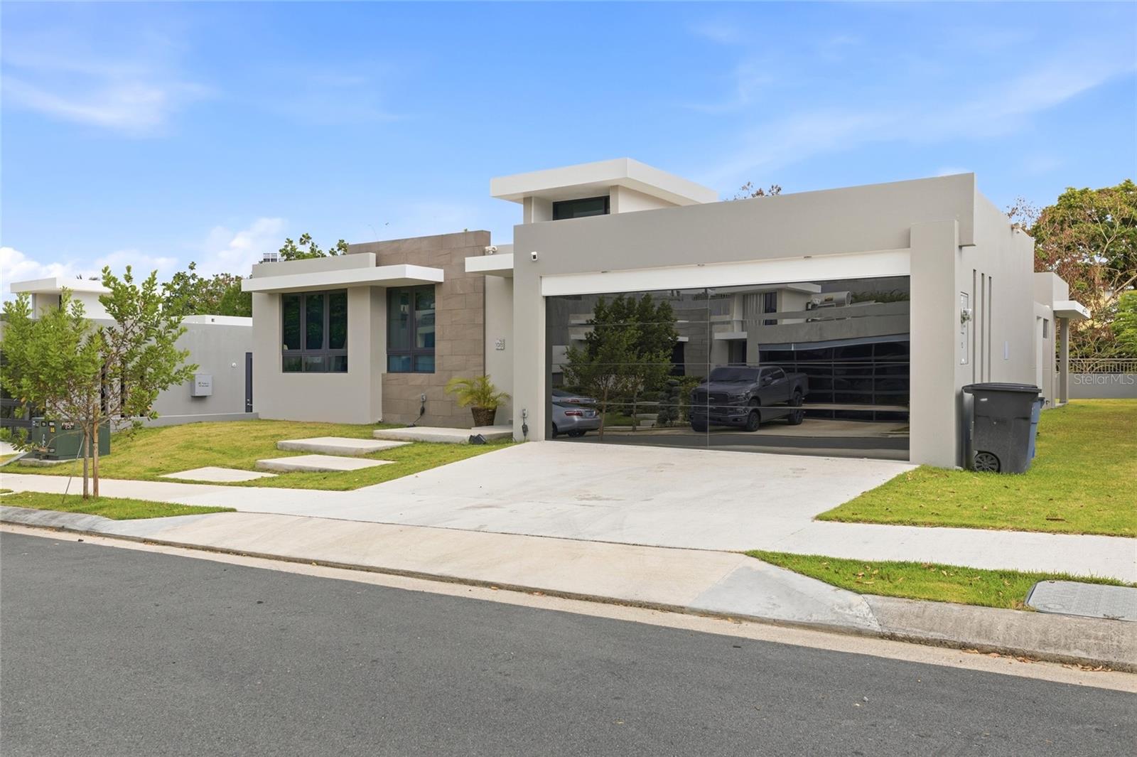 URB LAS CASONAS - Residential