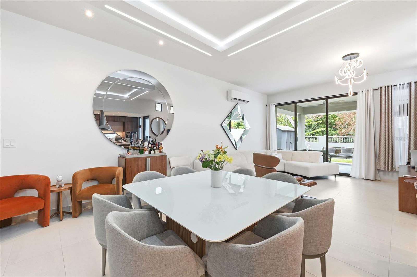 URB LAS CASONAS - Residential