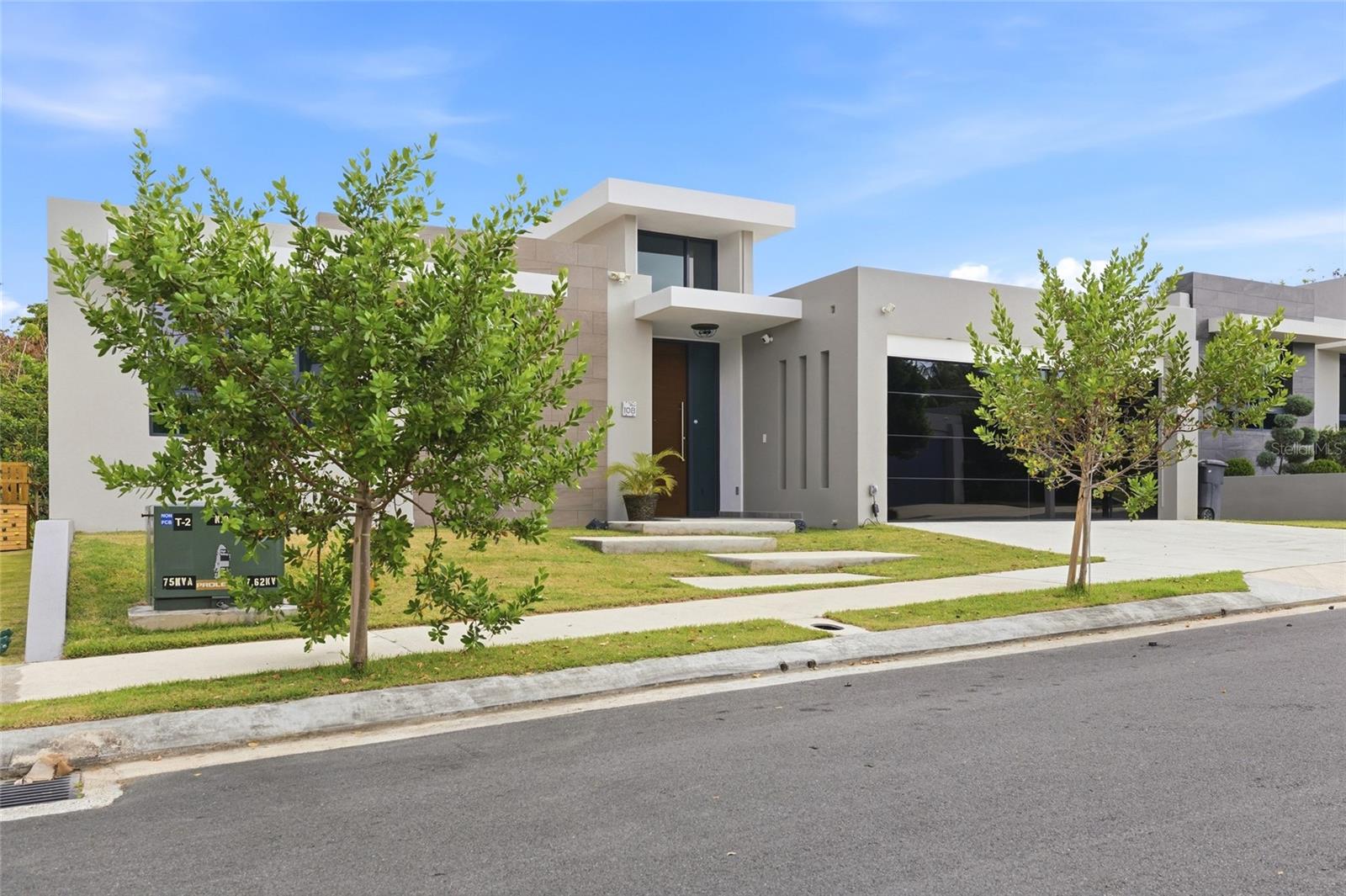 URB LAS CASONAS - Residential