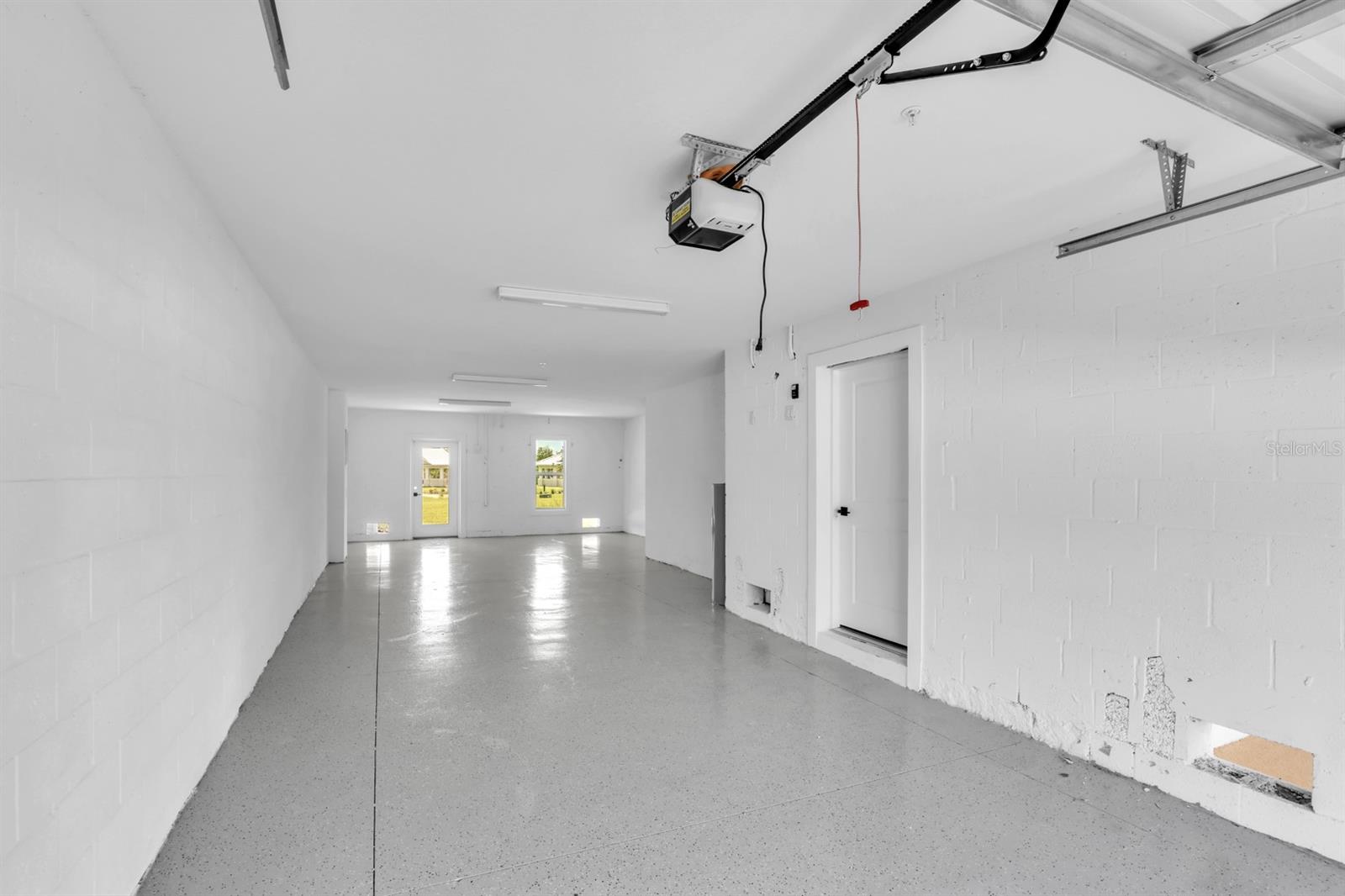 SEMINOLE ISLE TOWNHOMES - Residential