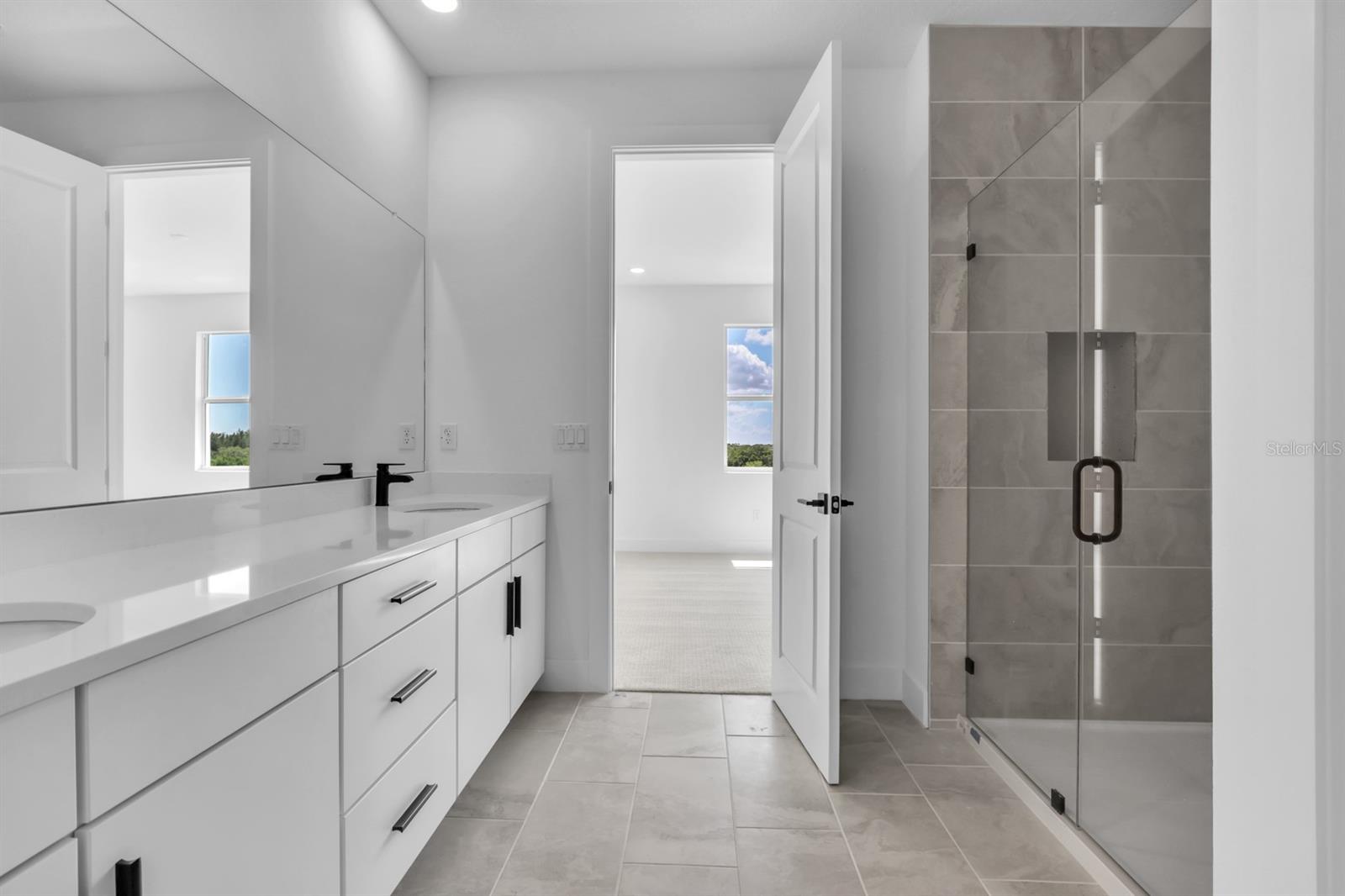 SEMINOLE ISLE TOWNHOMES - Residential