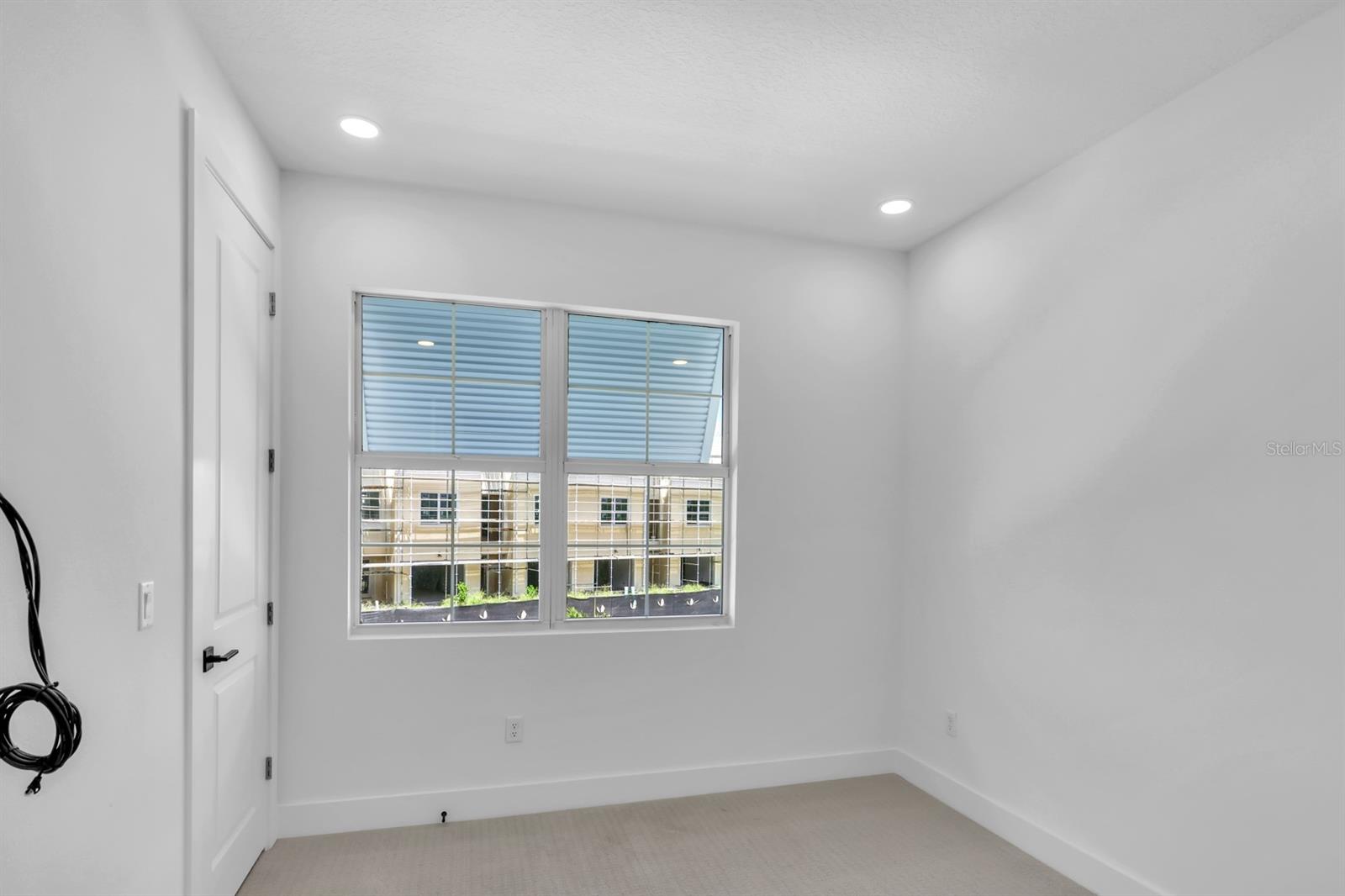 SEMINOLE ISLE TOWNHOMES - Residential