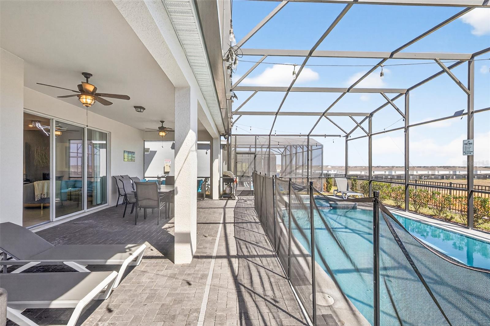 WINDSOR ISLAND RESIDENCE PH 2A - Residential