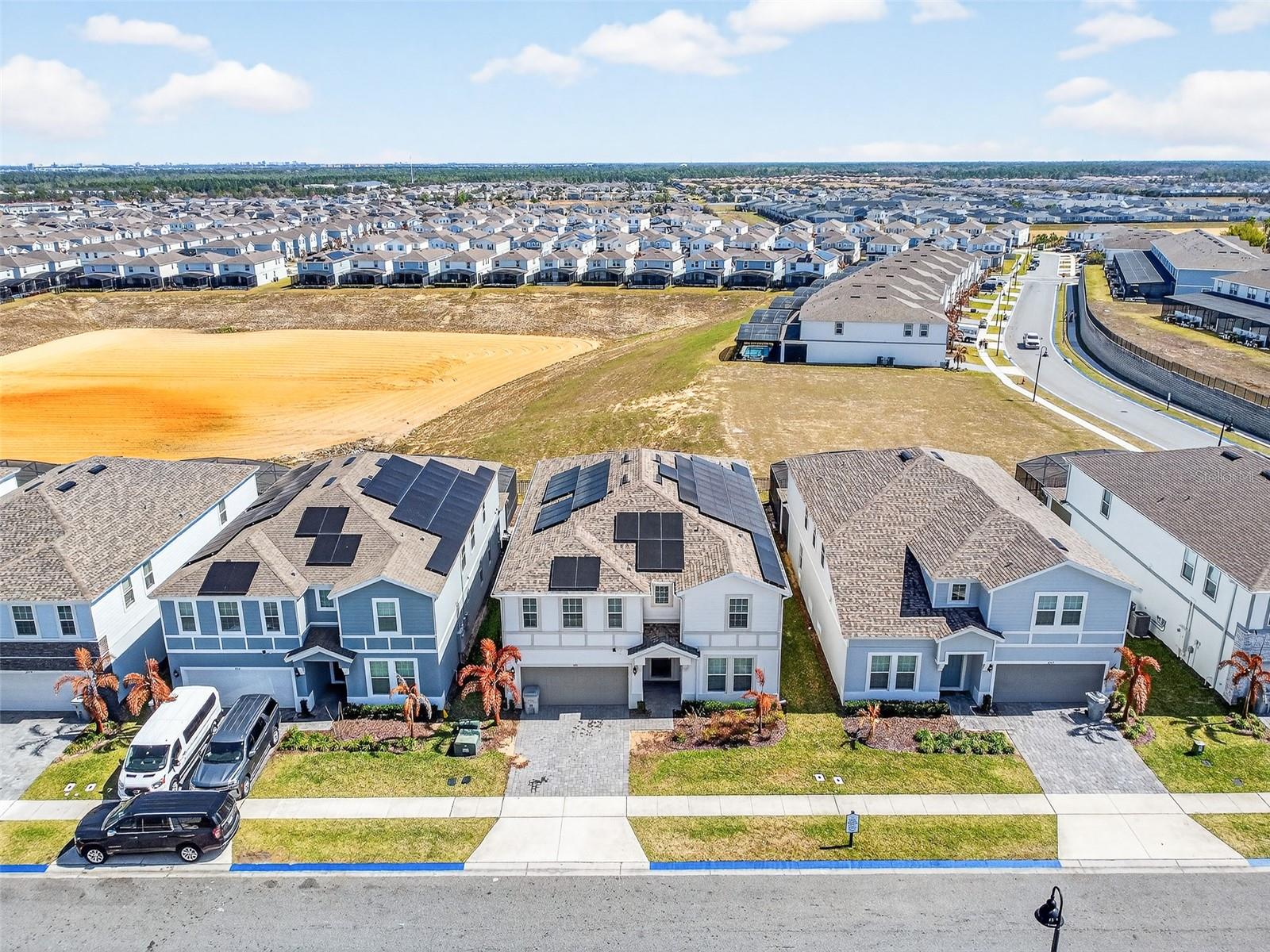 WINDSOR ISLAND RESIDENCE PH 2A - Residential