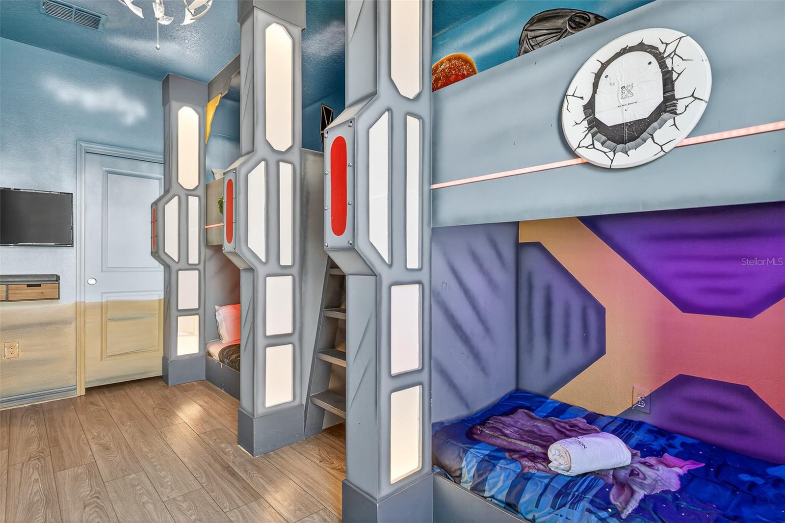 WINDSOR ISLAND RESIDENCE PH 2A - Residential