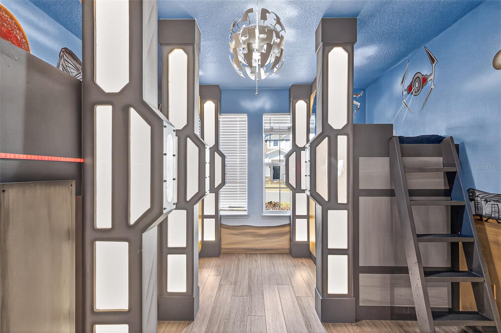 WINDSOR ISLAND RESIDENCE PH 2A - Residential