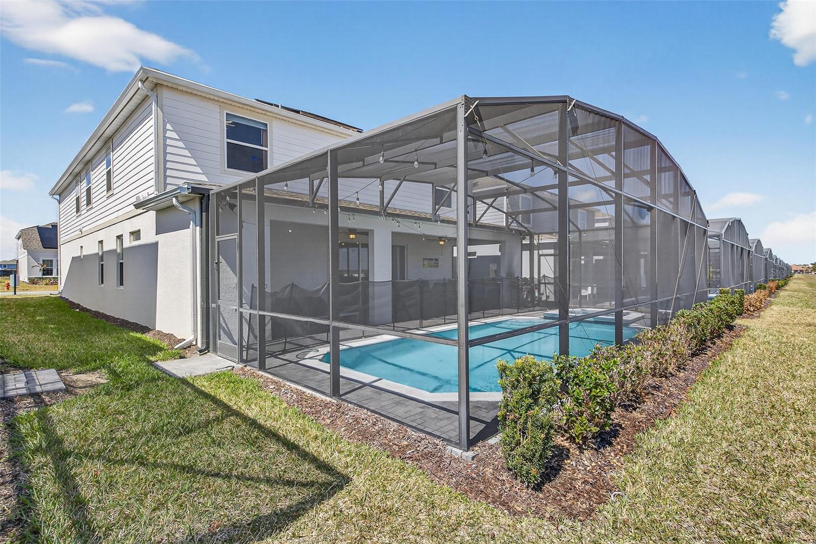 WINDSOR ISLAND RESIDENCE PH 2A - Residential