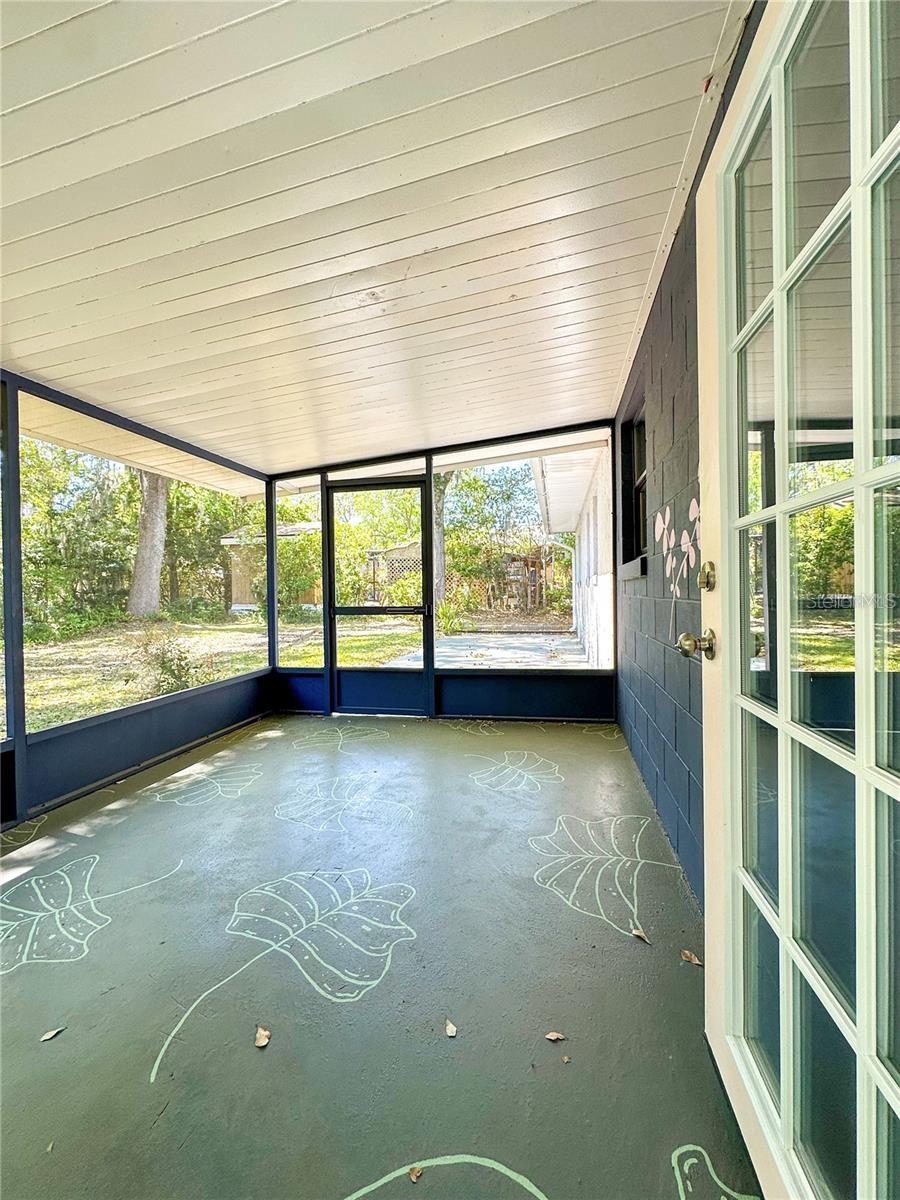 SOUTHWOOD VILLAGE - Residential Lease