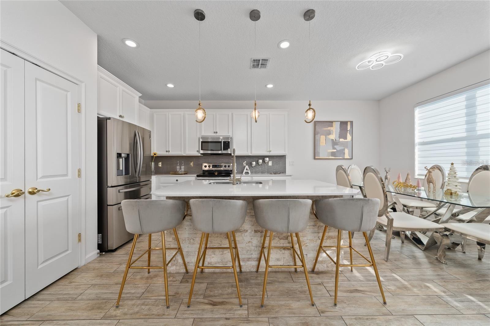 REDBRIGDE SQUARER - Residential
