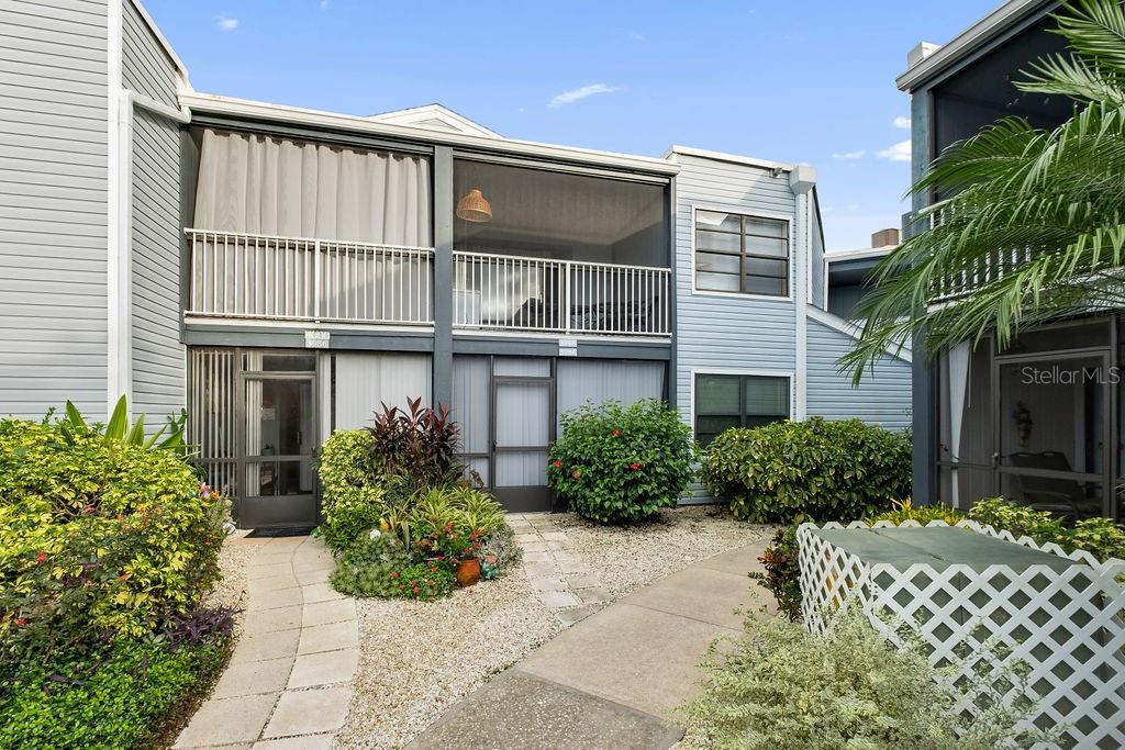 SOUTHPOINTE CONDO - Residential