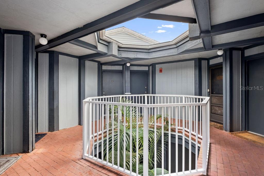 SOUTHPOINTE CONDO - Residential