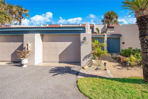 A home in SATELLITE BEACH