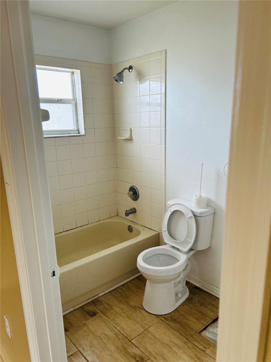 POINCIANA NBRHD 4 VILLAGE 7 - Residential Lease