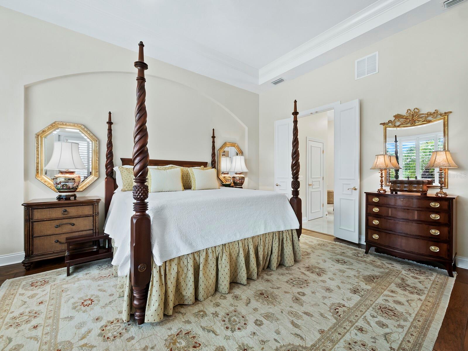 QUEENS HARBOUR - Residential