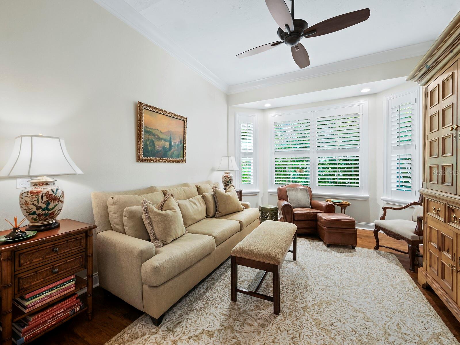 QUEENS HARBOUR - Residential