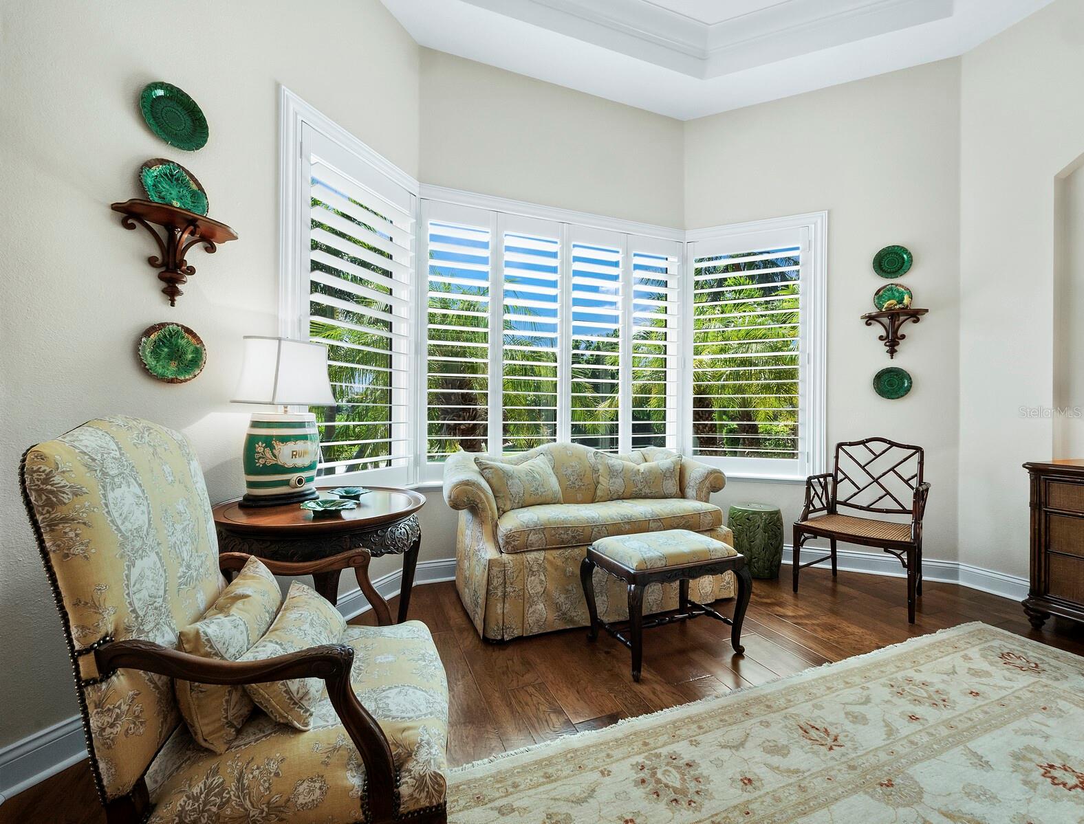 QUEENS HARBOUR - Residential