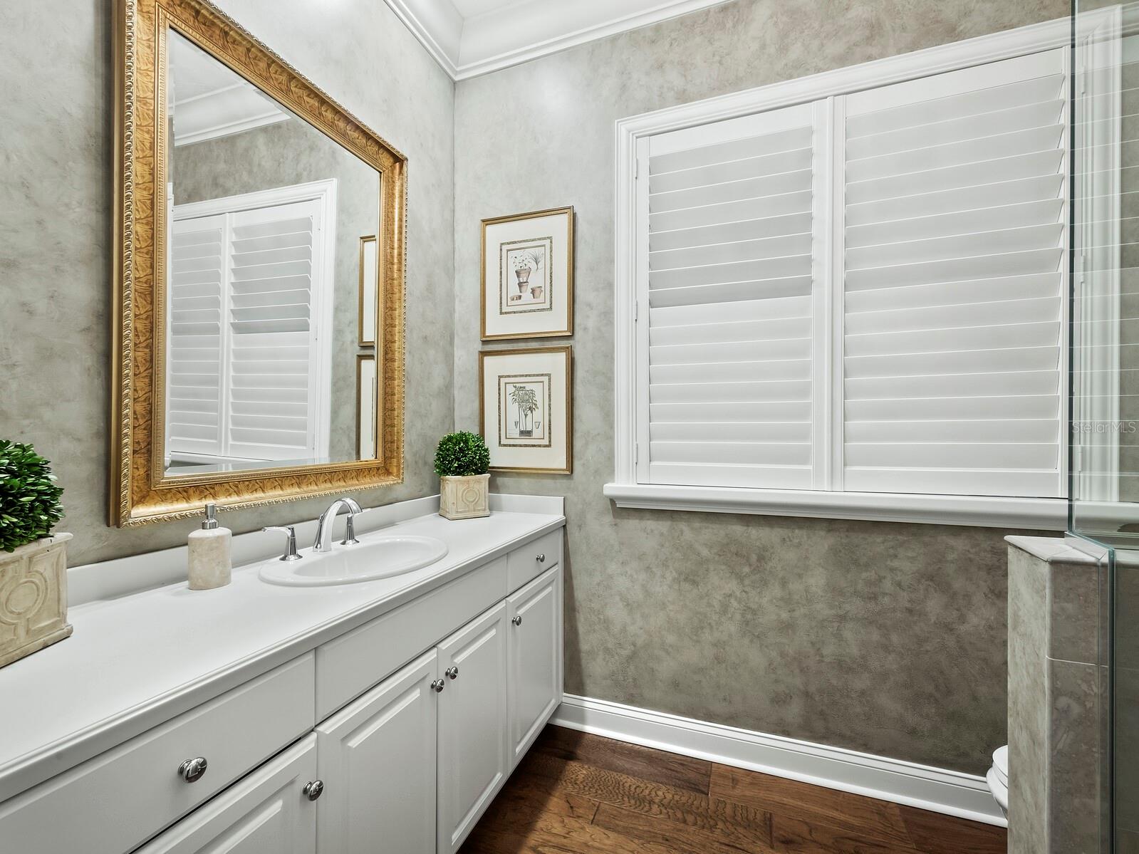 QUEENS HARBOUR - Residential